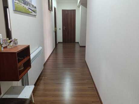 3 otaq · 110 m² · 10/19 mərtəbə, Əliyar Əliyev küçəsi