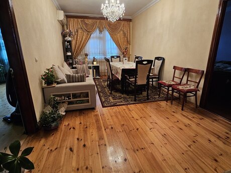 4 otaq · 110 m²