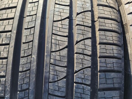 Mercedes G Class şinləri 285/45 R22 Mercedes G Class şinləri 285/45 R22