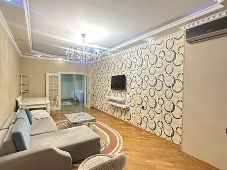 3 otaq · 105 m²