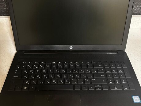 Noutbuk HP-15 