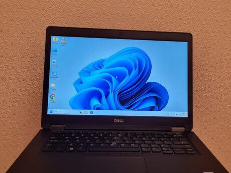 Noutbuk Dell Latitude