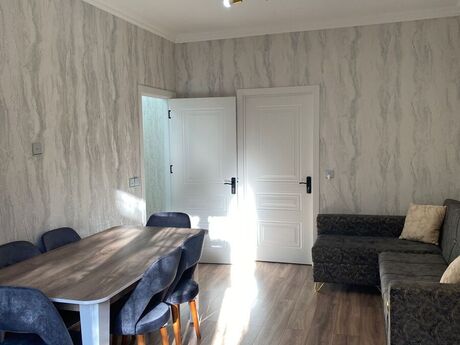 2-otaqlı mənzil, Memar Əcəmi m., 45 m²
