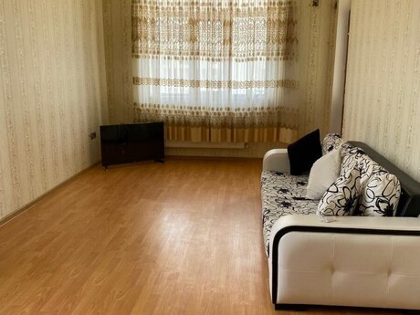 2 otaq · 75 m² · 2/17 mərtəbə, Bayıl