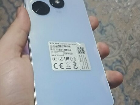 Tecno Spark Go 2024 Magic Skin 128GB/4GB Tecno Spark Go 2024 Magic Skin 128GB/4GB