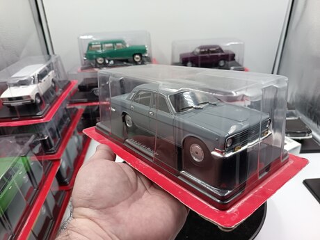 GAZ 24-10 1/24 modeli