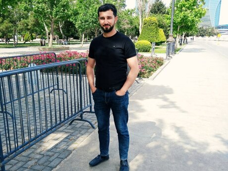 Fəhlə işi axtarıram