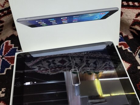 Apple iPad Air A1475 üz şüşəsi 