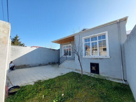 Binədə 3 otaqlı həyət evi satılır, 160 m², 55 000 AZN, şəkil 2 / 12