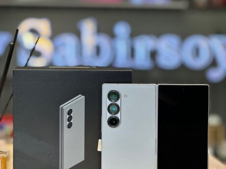 Samsung Galaxy Z Fold 6 Silver Shadow 256GB/12GB