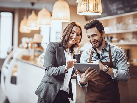 Satıcı işi axtarıram