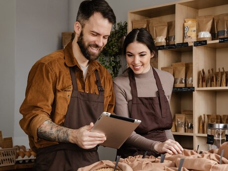 Satıcı işi axtarıram