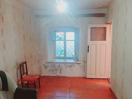 2-room old-build apartment for sale in Səbail, 55 m², 55 000 AZN, photo 2 / 9
