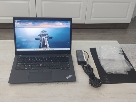 Lenovo Thinkpad T14s Gen 2 (touch) Lenovo Thinkpad T14s Gen 2 (touch)