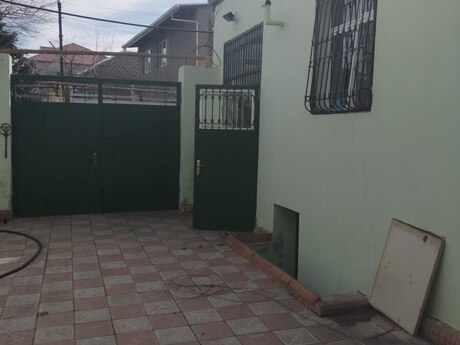 Həyət evi, Qaraçuxur qəs.
