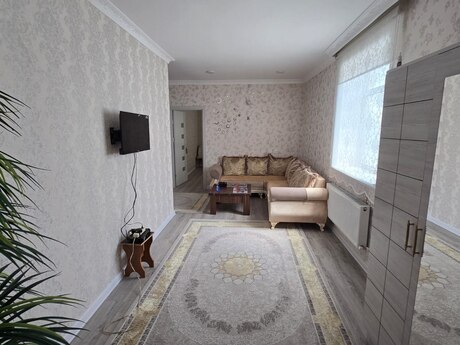 Bakıxanovda 5 otaqlı həyət evi satılır, 120 m², 130 000 AZN, şəkil 3 / 12