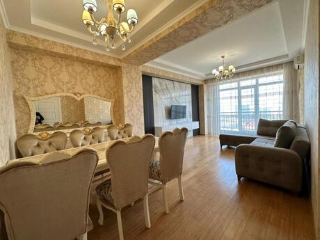 2 otaq · 70 m² · 12/16 mərtəbə, 20 Yanvar