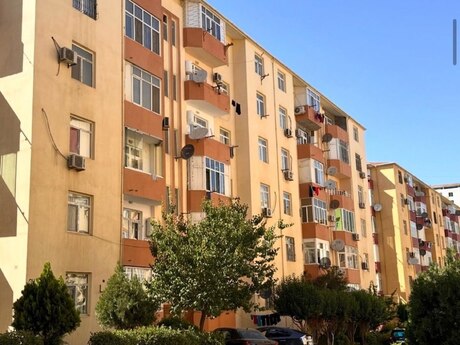 1 otaq · 58 m² · 2/3 mərtəbə, Qurtuluş 93