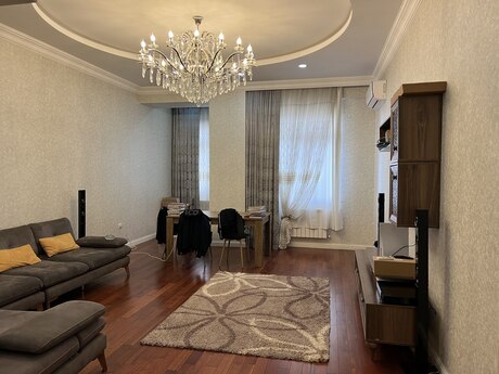3-otaqlı yeni tikili kirayə verilir, Həsən Əliyev küç., 138 m²
