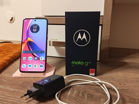 Motorola Moto G84 Viva Magenta 256GB/12GB