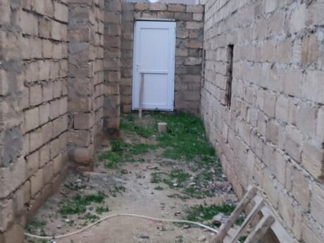 Qalada 4 otaqlı həyət evi satılır, 150 m², 72 000 AZN, şəkil 4 / 12