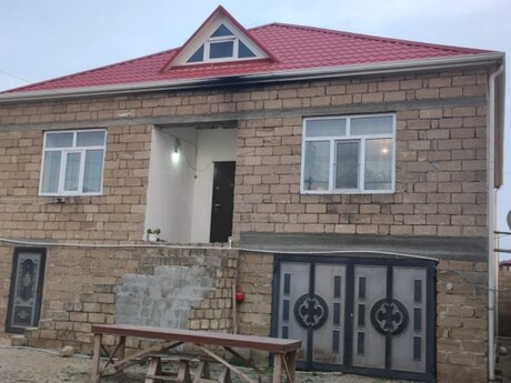 4 otaq · 150 m² · 1/1 mərtəbə, Qala