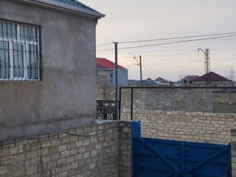 Qalada 4 otaqlı həyət evi satılır, 150 m², 72 000 AZN, şəkil 2 / 12