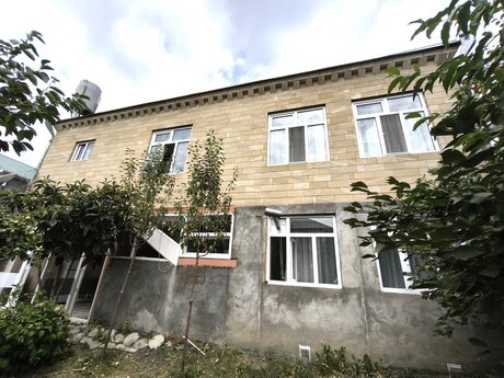 Həyət evi, Anar Həmidov küç.