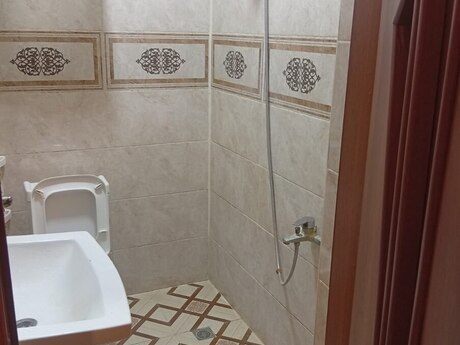 Mərdəkanda 3 otaqlı həyət evi kirayə verilir, 50 m², 400 AZN/ay, şəkil 3 / 7