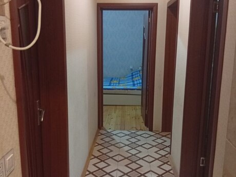 Mərdəkanda 3 otaqlı həyət evi kirayə verilir, 50 m², 400 AZN/ay, şəkil 2 / 7