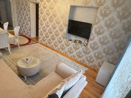 4-room house for sale in Mərdəkan, 400 m², 182 000 AZN, photo 2 / 12