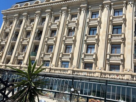 3 otaq · 102 m² · 5/6 mərtəbə, Səbail
