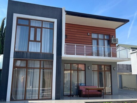 4-комн. · 200 m² · 1/1 этаж, Binə