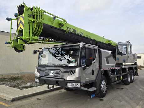 Avtokran Zoomlion ZTC300V