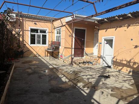 Həyət evi, Nübar qəs.