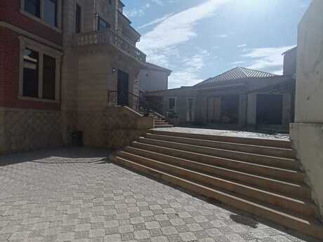 Biləcəridə 5 otaqlı həyət evi satılır, 300 m², 480 000 AZN, şəkil 2 / 12