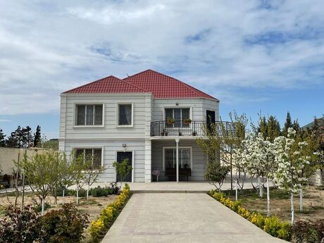 Bağ evi kirayə verilir, Bilgəh qəs. Bağ evi kirayə verilir, Bilgəh qəs.