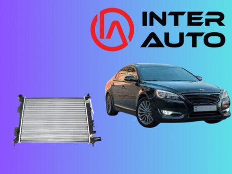 Kia Cadenza su radiatoru Kia Cadenza su radiatoru