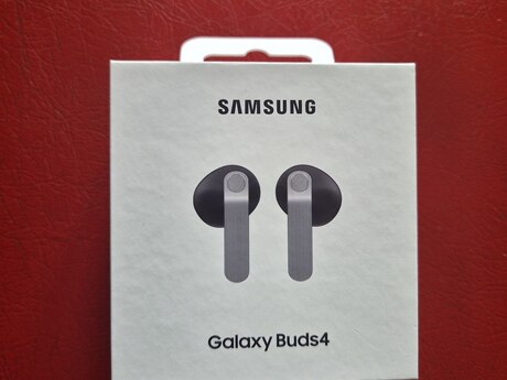 Samsung Buds 4  