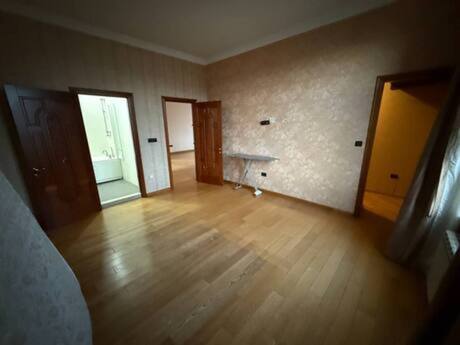 Sahildə 3 otaqlı yeni tikili mənzil satılır, 138 m², 560 000 AZN, şəkil 5 / 10