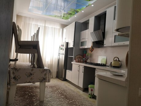 2-otaqlı yeni tikili kirayə verilir, Gəncə ş., 100 m²