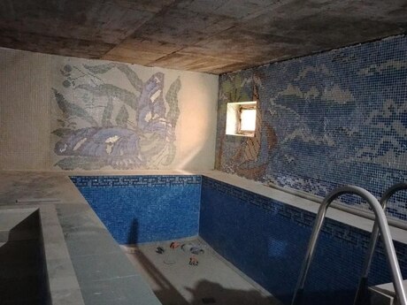 House with Garden, Villa For Sale