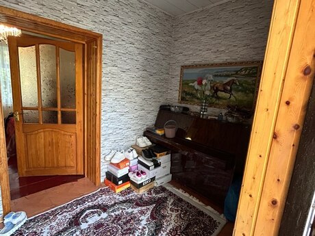 Qaraçuxurda 5 otaqlı həyət evi satılır, 130 m², 250 000 AZN, şəkil 2 / 12