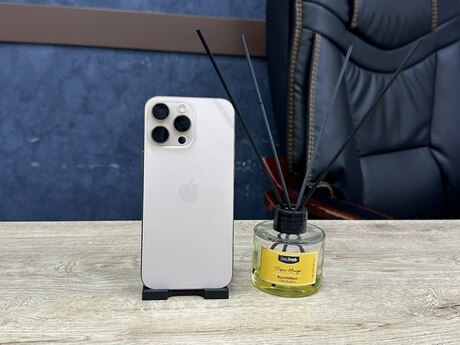 Apple iPhone 16 Pro Max Desert Titanium 256GB/8GB