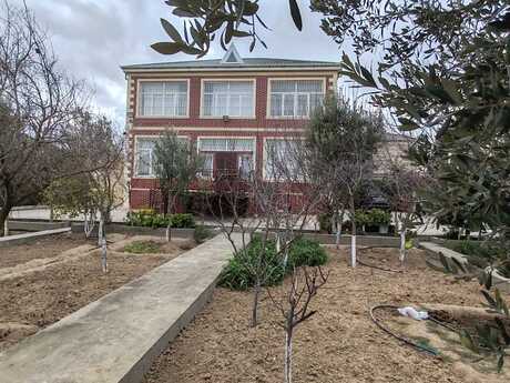5 rooms · 365 m² · floor 1/1, Buzovna