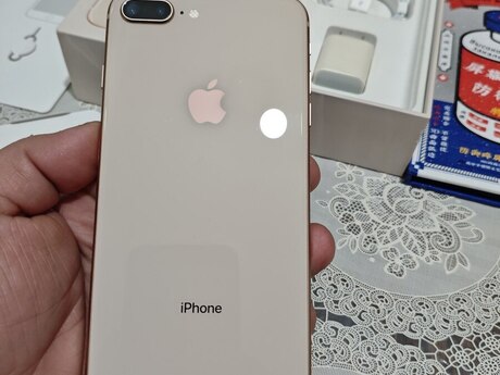 Apple iPhone 8 Plus Gold 64GB