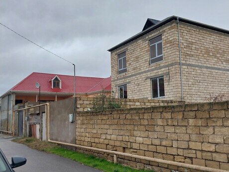 M.Ə.Rəsulzadədə 5 otaqlı həyət evi satılır, 214 m², 160 000 AZN, şəkil 2 / 12