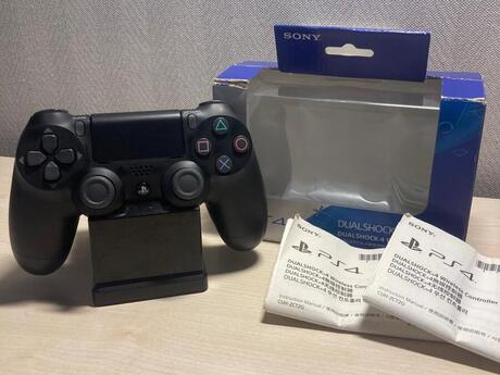 DualShock 4 V2+PowerA Charging Station