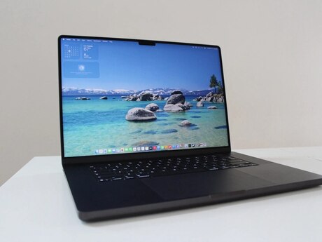 Apple Macbook Pro 16.2-inch M5 Max 2TB/64GB