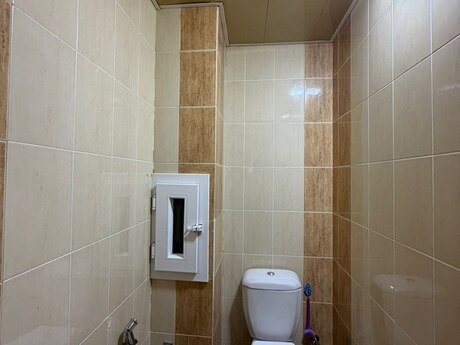 Qurtuluş 93 kompleksində 3 otaqlı yeni tikili mənzil satılır, 90 m², 152 000 AZN, şəkil 5 / 10